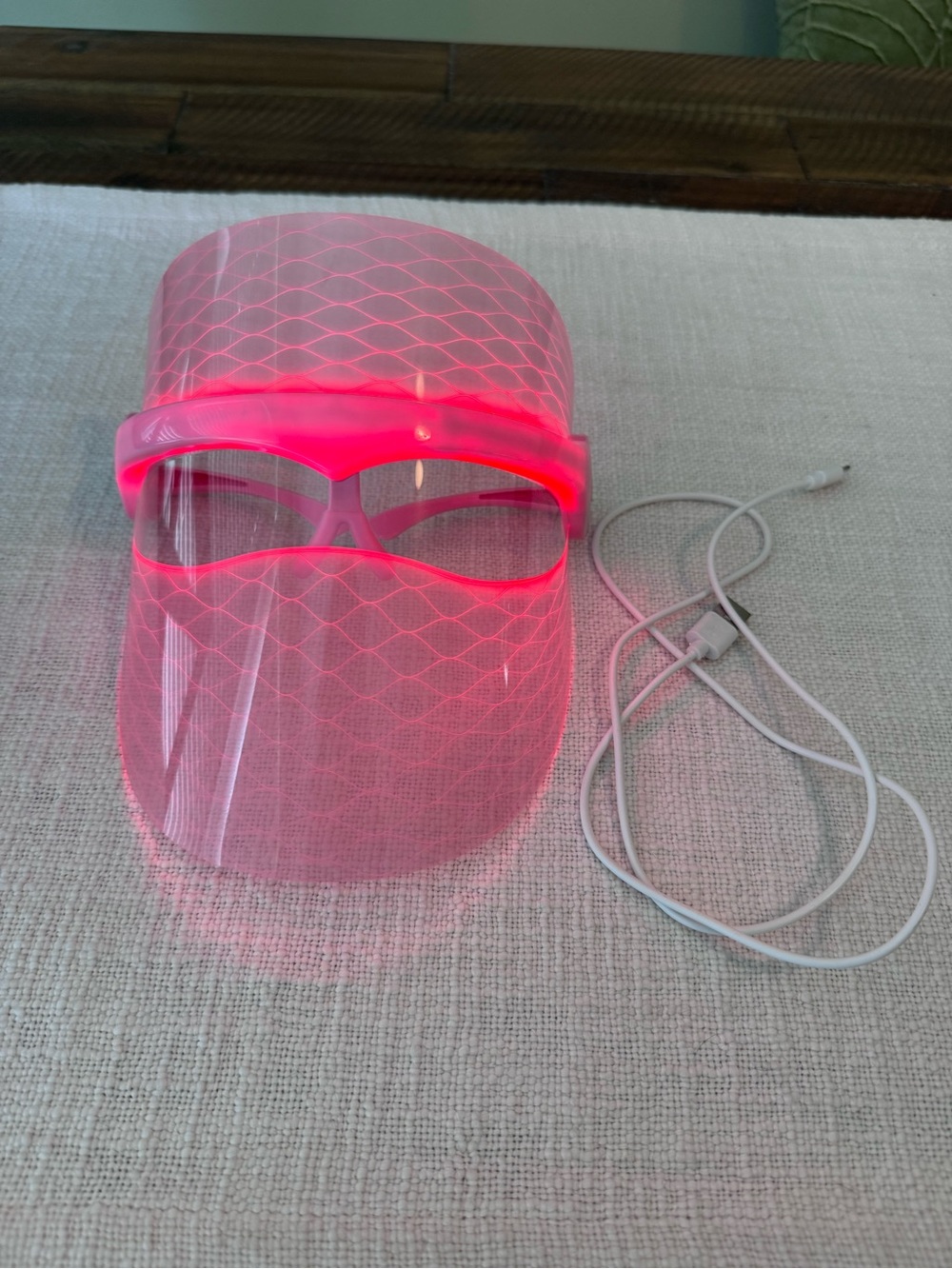 LED Face Mask - Picture 5 of 8